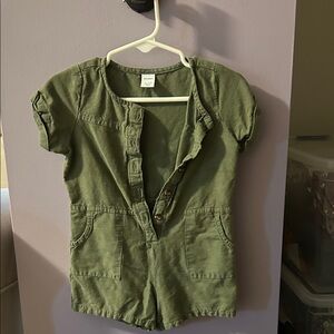 ✴️ 3/$15 ✴️  Old Navy Green Romper